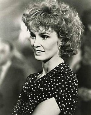 Jessica Lange - Drsn zem
