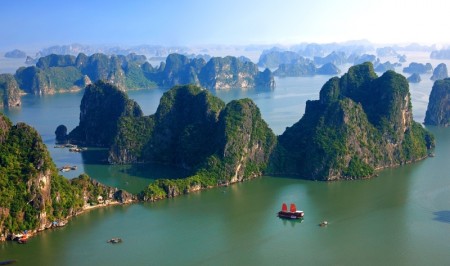 Vietnam - ztoka Ha Long