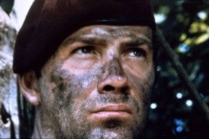 Lewis Collins - Velitel