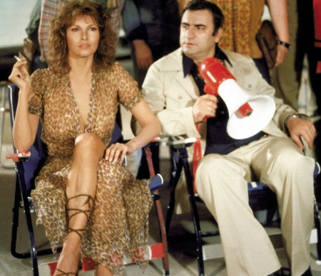 Raquel Welch - Zve 1